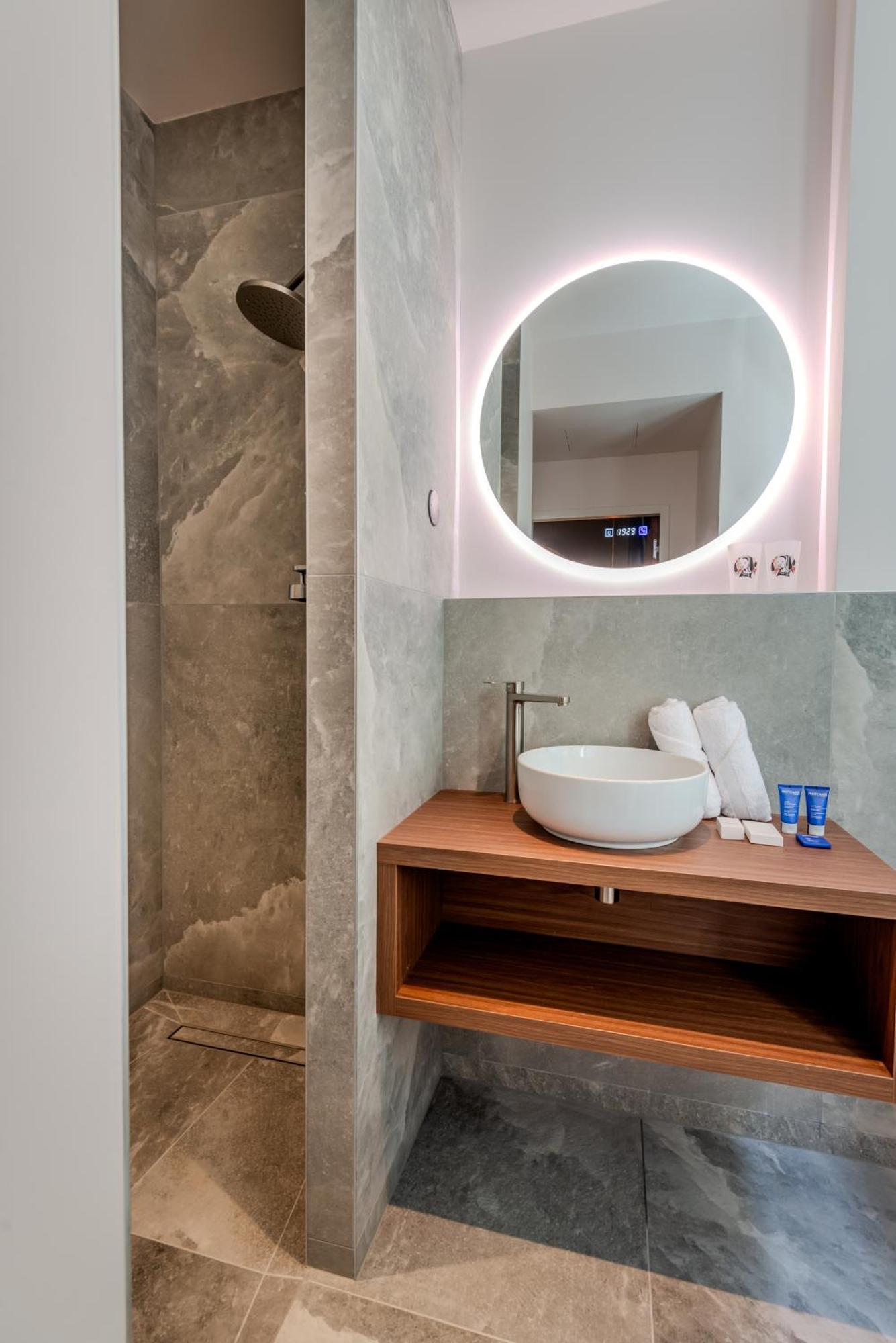 Hotel Anne De Bretagne Сен Мало Екстериор снимка