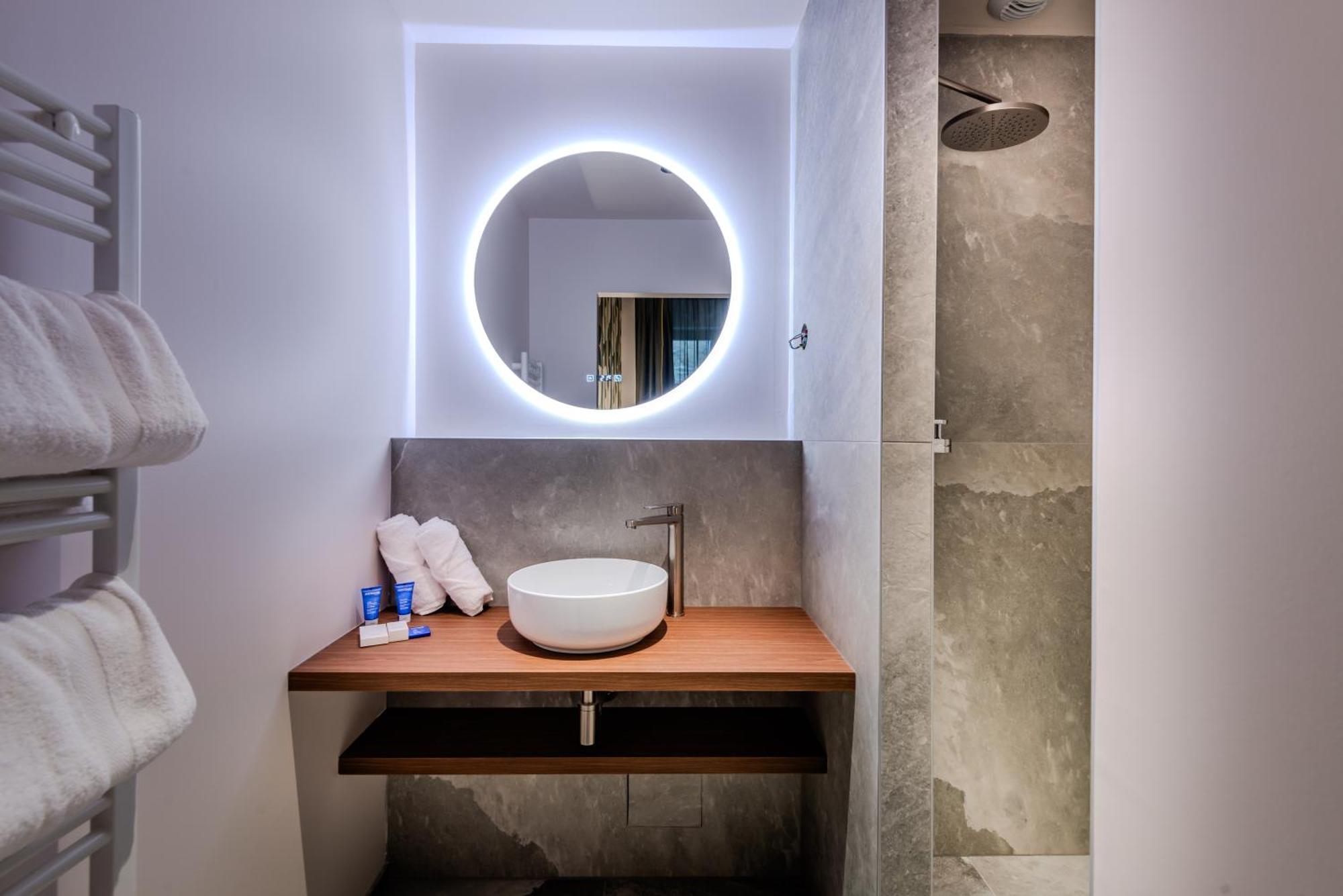 Hotel Anne De Bretagne Сен Мало Екстериор снимка