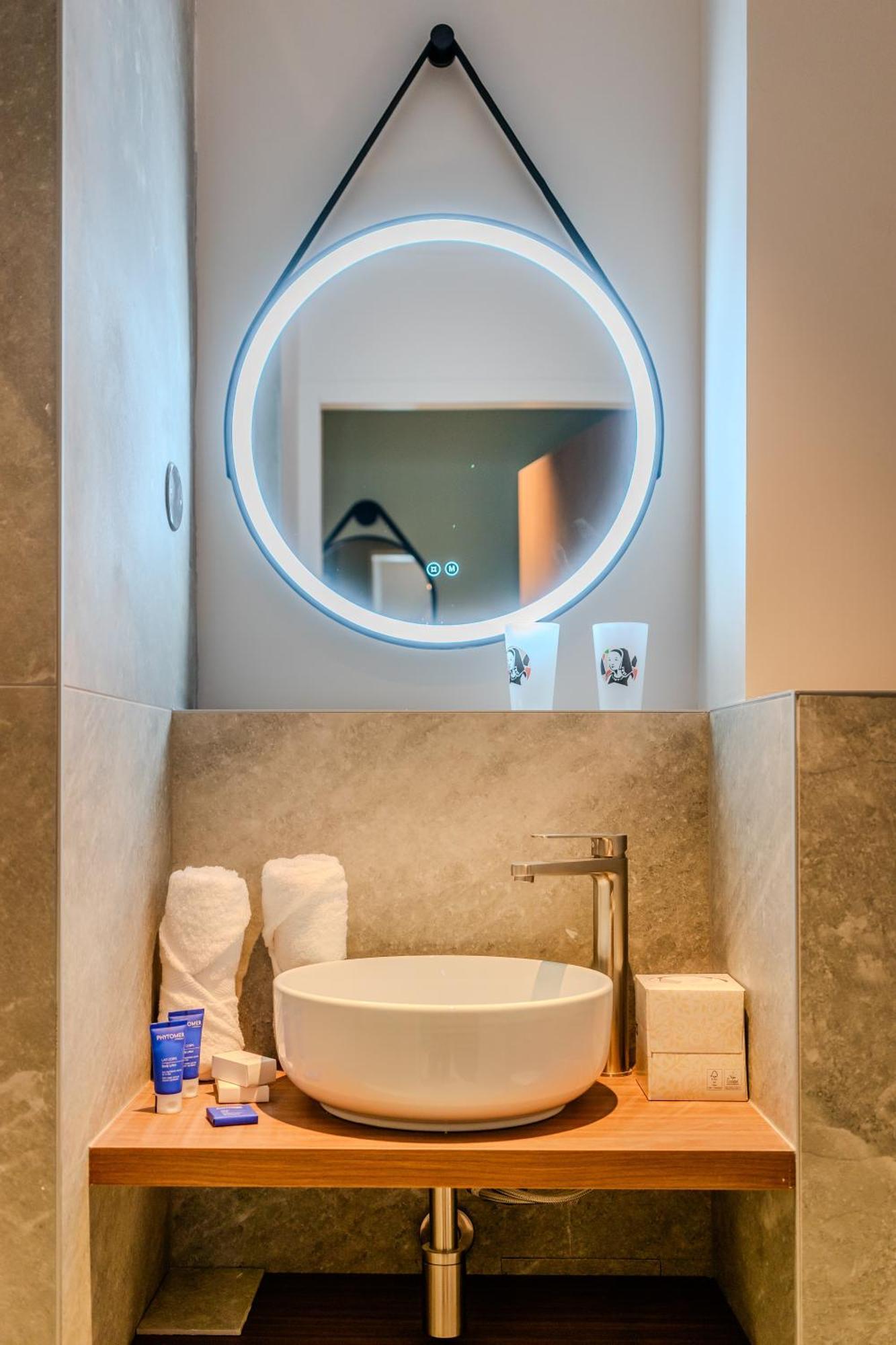 Hotel Anne De Bretagne Сен Мало Екстериор снимка